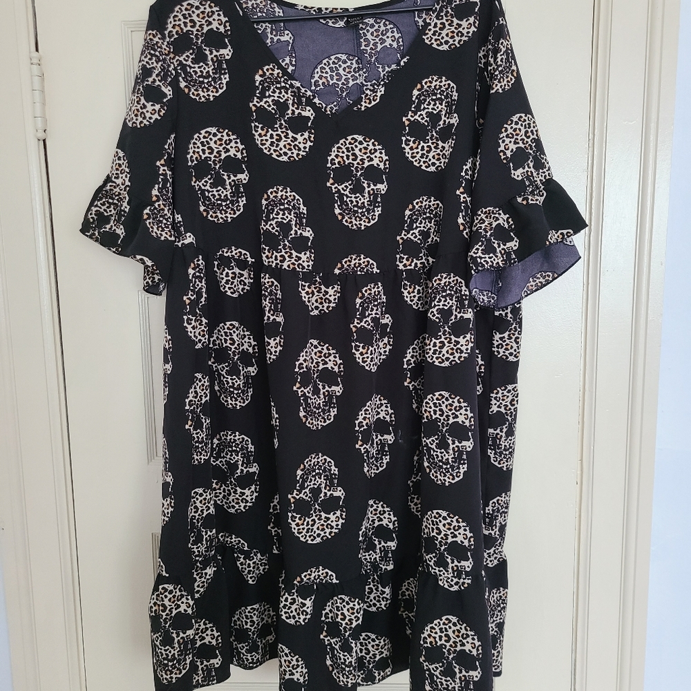 Emery Rose 2xl dress